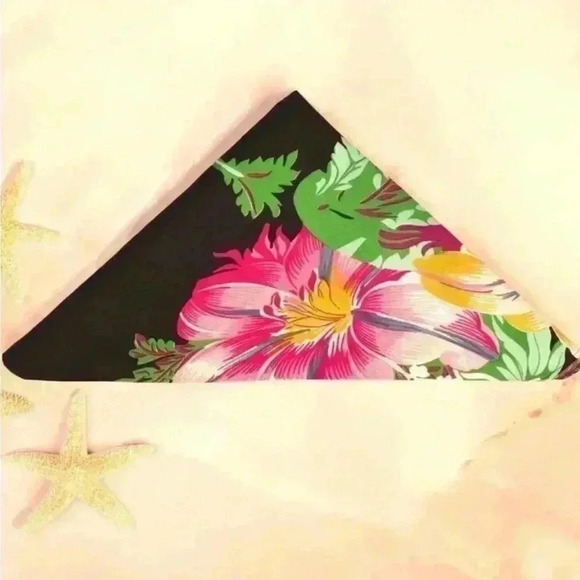 WALTER BAKER Corsica Sarong in Grand Magnolia Floral. One Size, Love Island Vibe - Picture 6 of 11